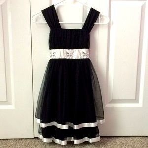 NWOT my Michelle girl special occasion dress